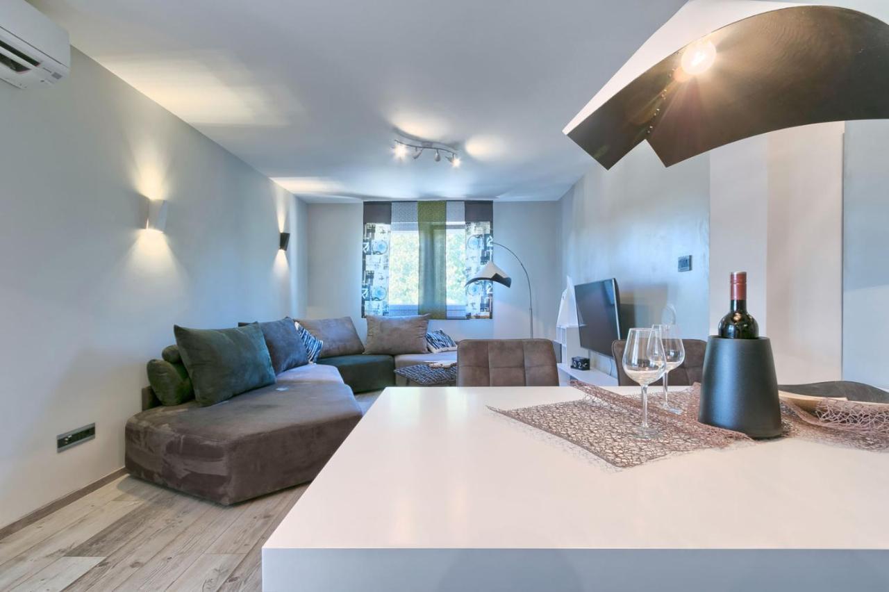 Modern Oasis Apartment Pula Exteriér fotografie